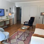 Standing-Montparnasse
